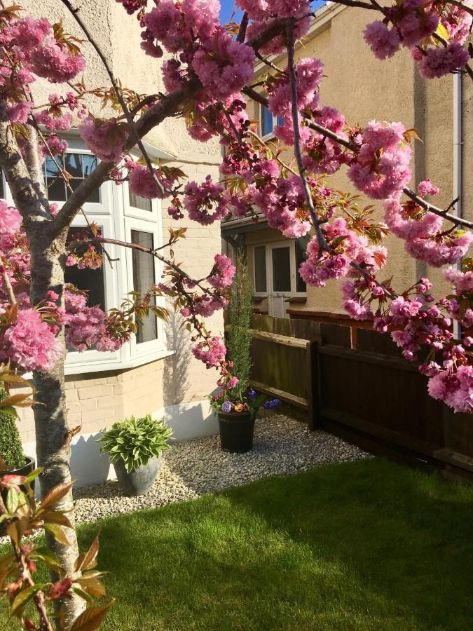 Cherry Tree House Bed and Breakfast Bournemouth Exterior foto