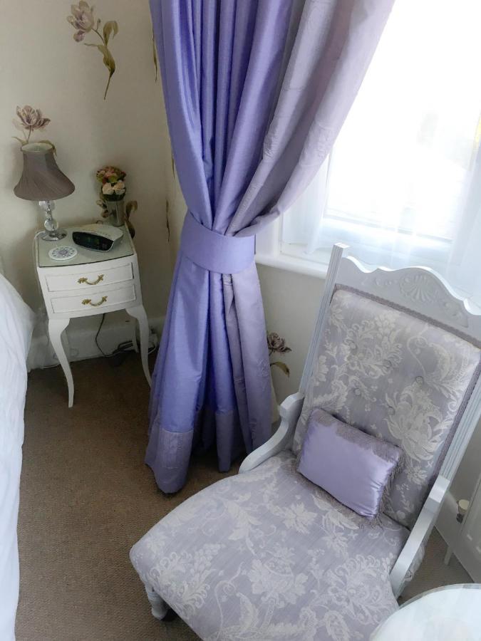 Cherry Tree House Bed and Breakfast Bournemouth Exterior foto